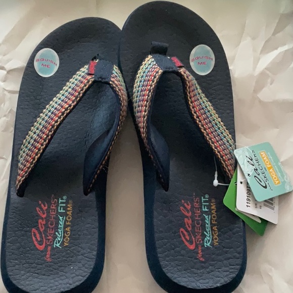 Cali from Sketchers Blue Relaxed Fit Yoga Foam Size 10, NWT - Picture 2 of 7